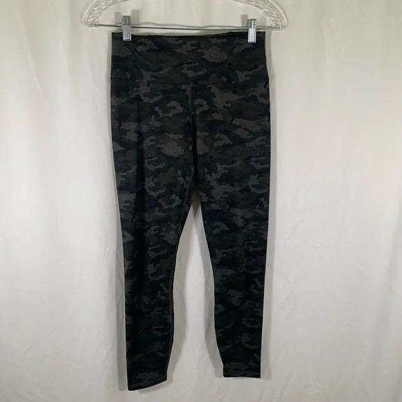 Fabletics Leggings Small Grey Green Camo PowerHold Pull On High Rise - Picture 1 of 10